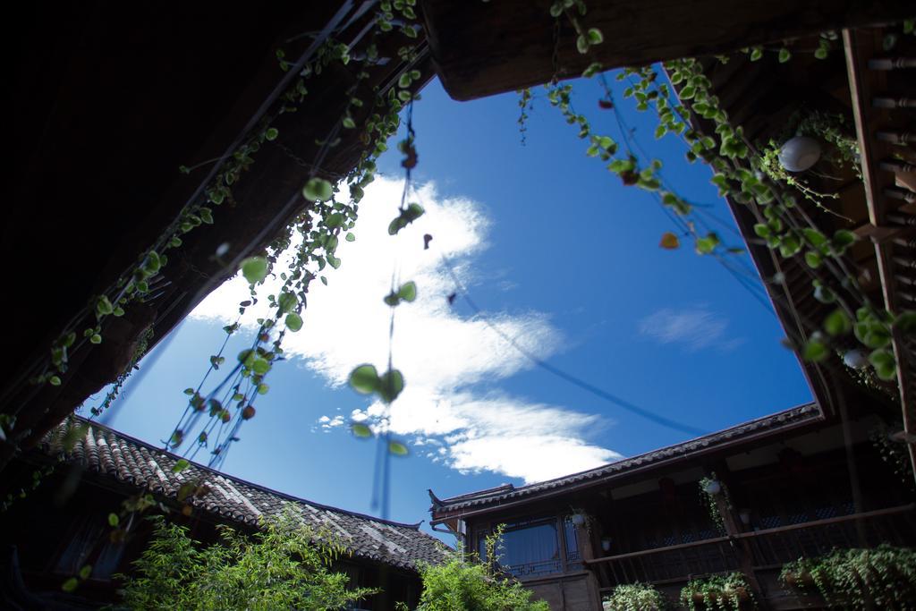 Lijiang Emerald Bay Inn Eksteriør billede